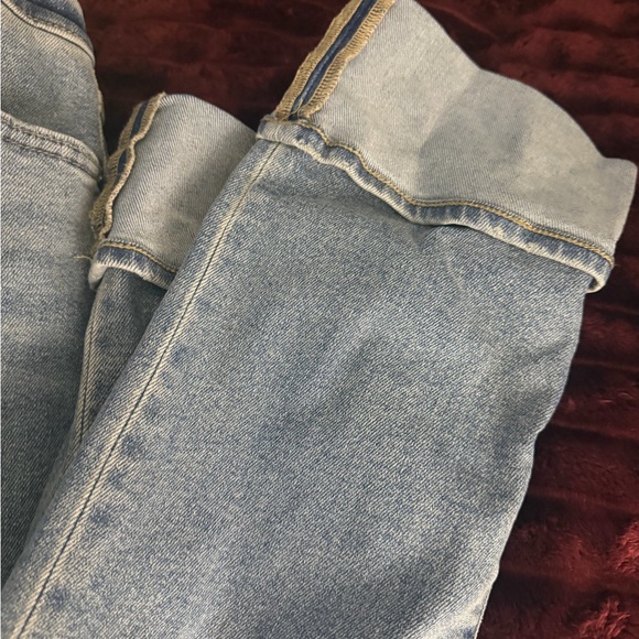 Express High Waisted Cuff Jeans - Picture 6 of 9